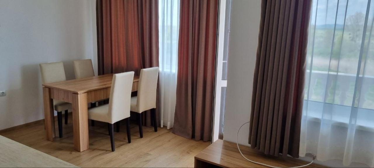 Sea Diamond Apartment